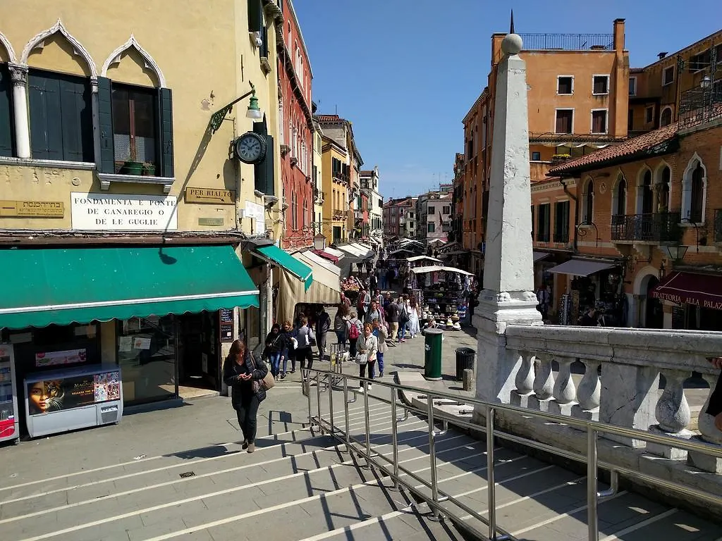 Ca' Bibi 3*, Venice Italy