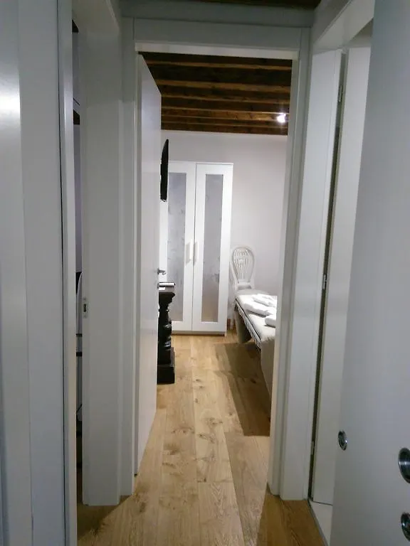 Ca' Bibi 3*, Venice Italy